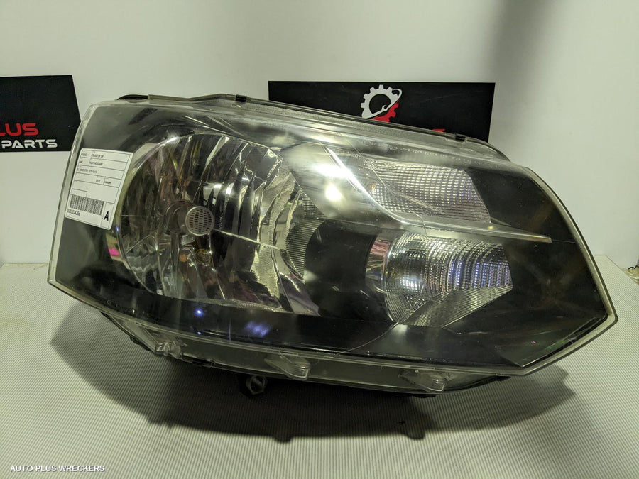 2010 Volkswagen Transporter Right Headlamp