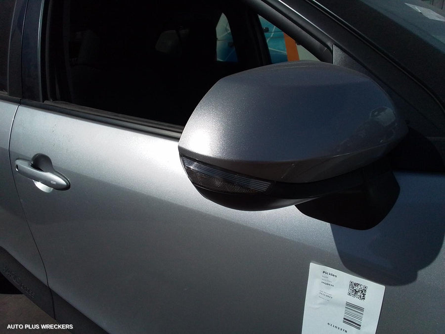 2022 Toyota Yaris Cross Left Driveshaft