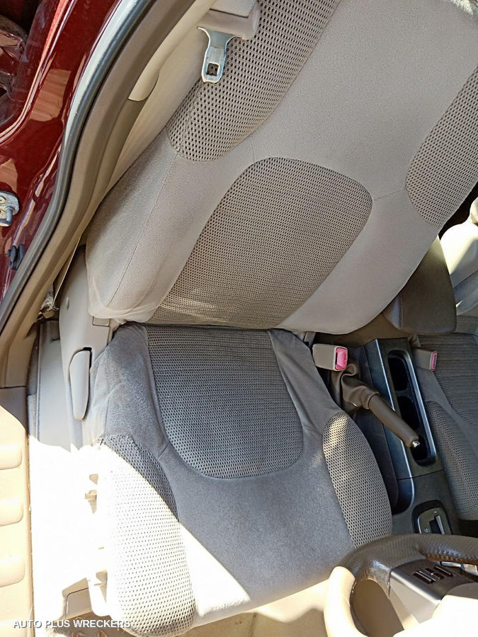 2006 Nissan Pathfinder Left Rear Door Sliding