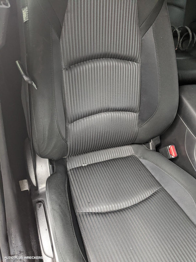 2015 Mazda 3 Radio Cd Dvd Sat Tv