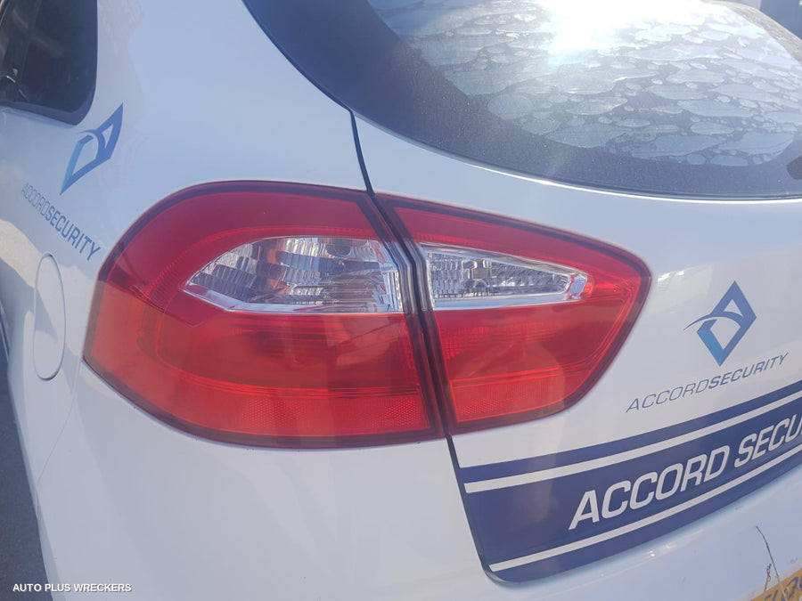 2012 Kia Rio Left Taillight