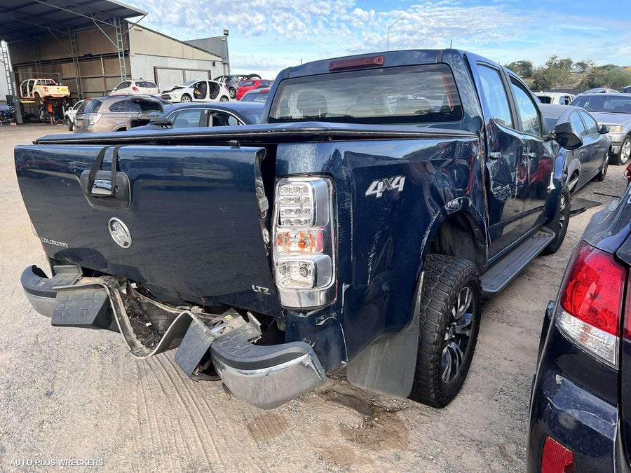 2017 Holden Colorado Headrest