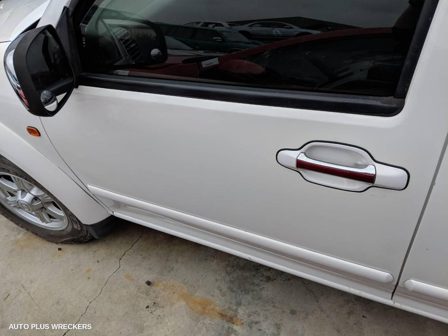 2011 Great Wall V200/v240 Right Guard