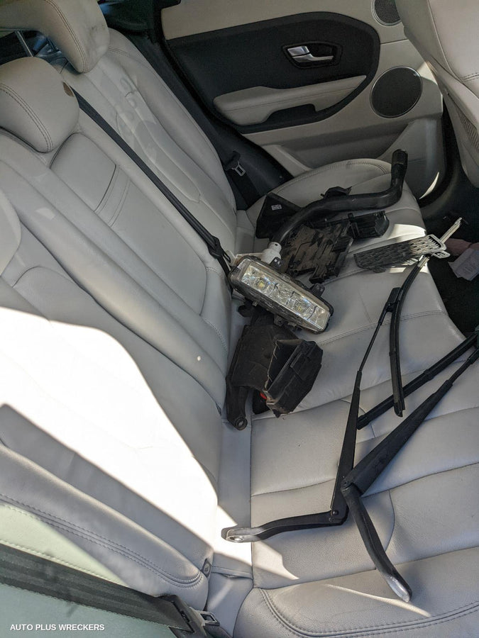 2012 LAND ROVER RANGEROVER EVOQUE LEFT DOOR MIRROR