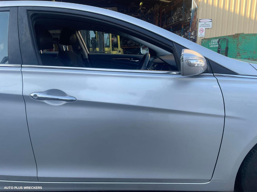 2011 Hyundai I45 Grille