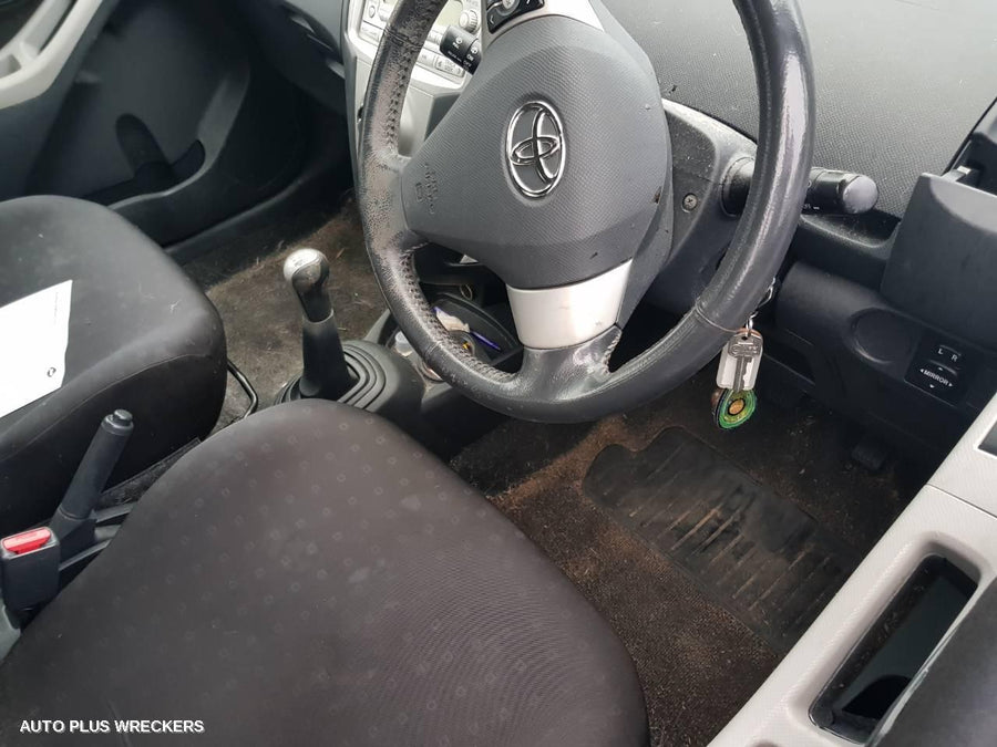 2005 Toyota Yaris Left Rear Wnd Reg Motor