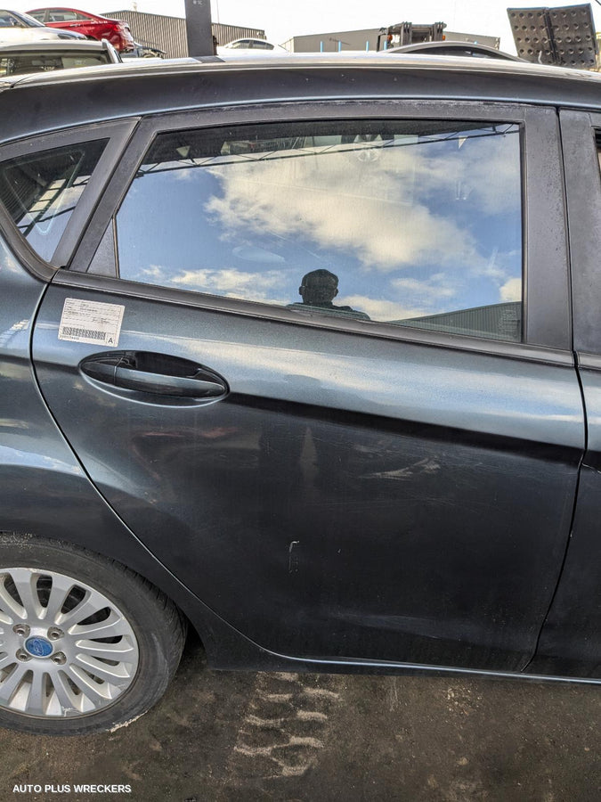 2012 Ford Fiesta Right Rear Door Sliding