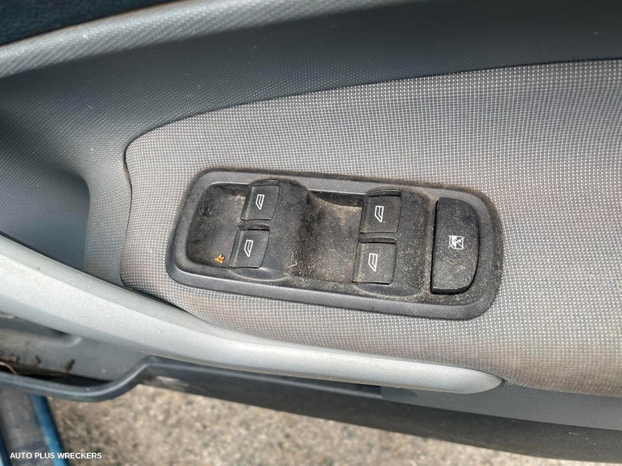 2012 Ford Fiesta Left Front Window Reg Motor