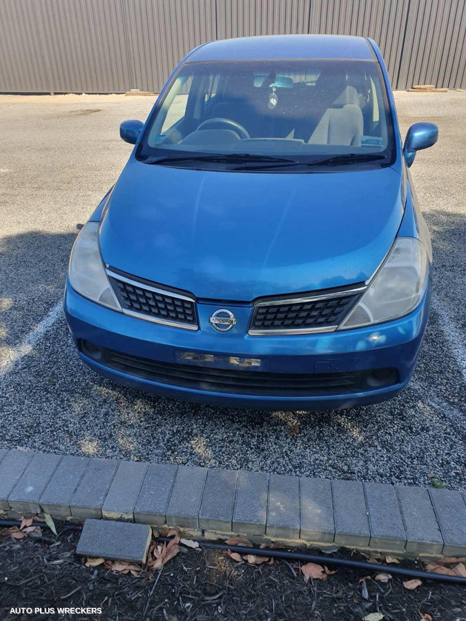 2006 Nissan Tiida Grille