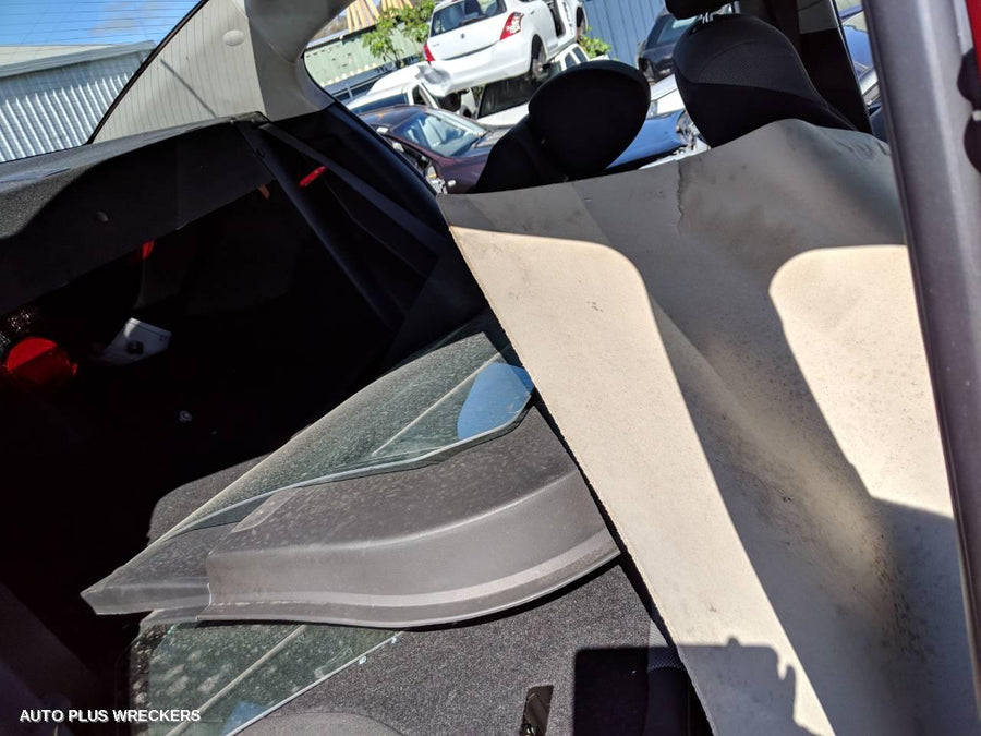 2010 Holden Cruze Left Headlamp