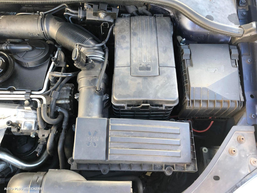 2006 Volkswagen Jetta Right Front Window Reg Motor