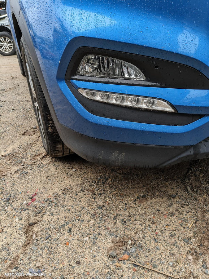 2015 Hyundai Tucson Left Taillight