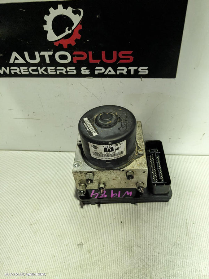 2005-2015 Nissan Navara Abs Pump Modulator