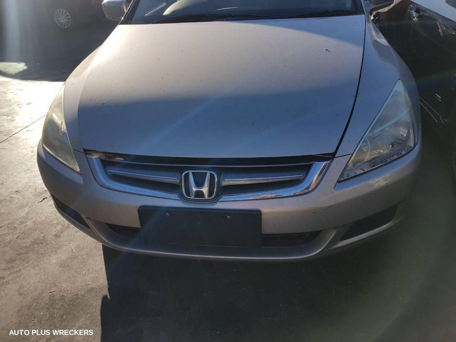 2005 Honda Accord Left Taillight