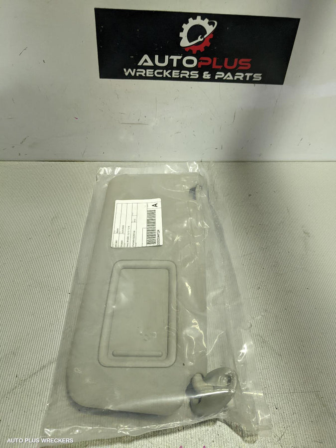 2015 Toyota Rav4 Sunvisor