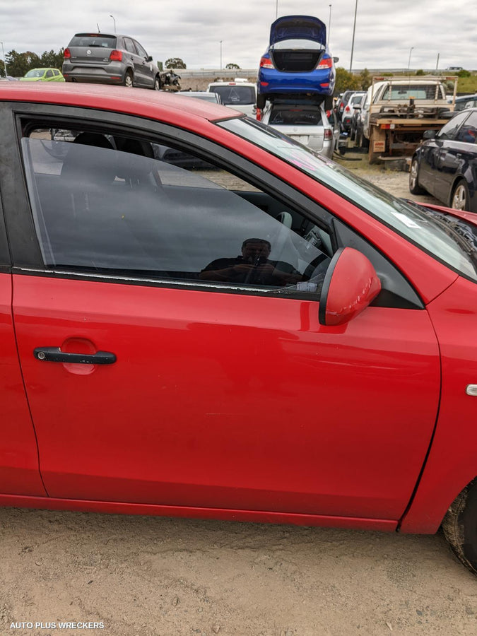 2011 Hyundai I30 Left Rear Door Window