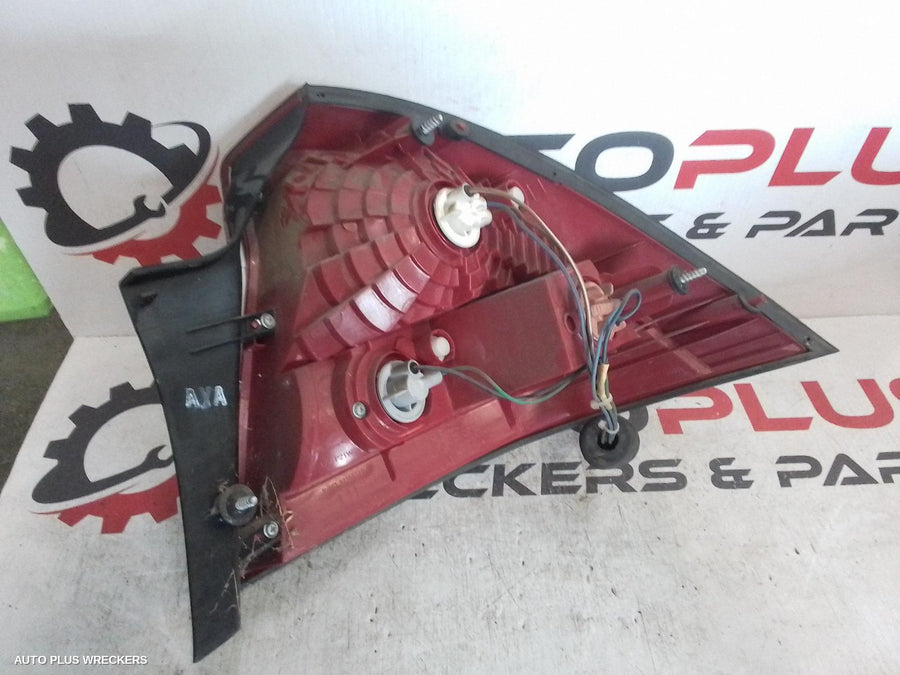 2005 Holden Commodore Left Taillight