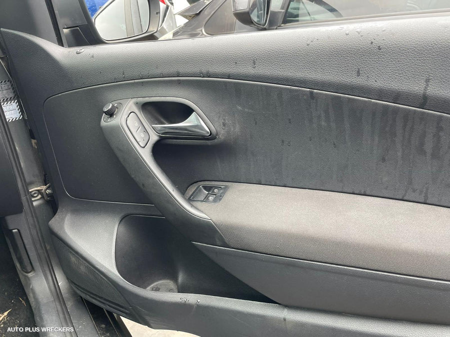 2011 Volkswagen Polo Left Door Mirror