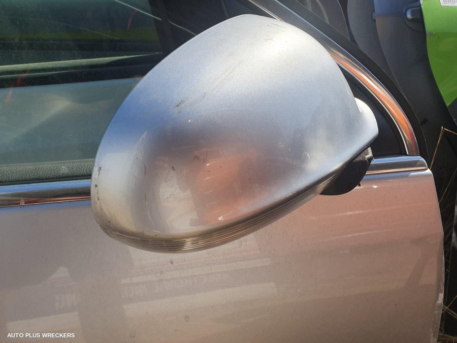 2007 Volkswagen Jetta Right Door Mirror