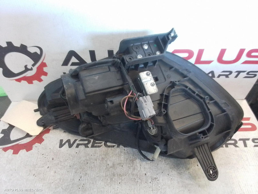 2006-2007 Subaru Tribeca Right Headlamp