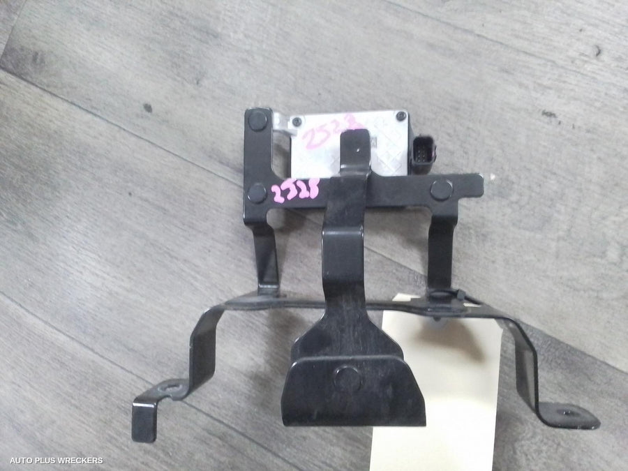 2013-2021 Nissan Qashqai Misc Switch Relay