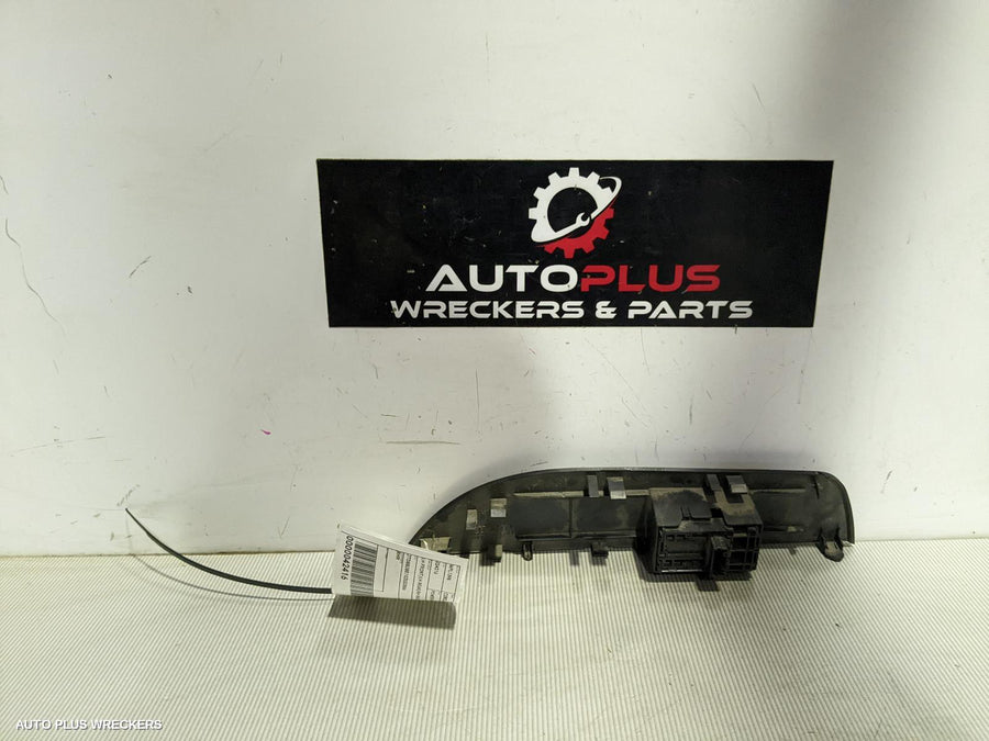 2018-2022 Toyota Corolla Pwr Dr Wind Switch