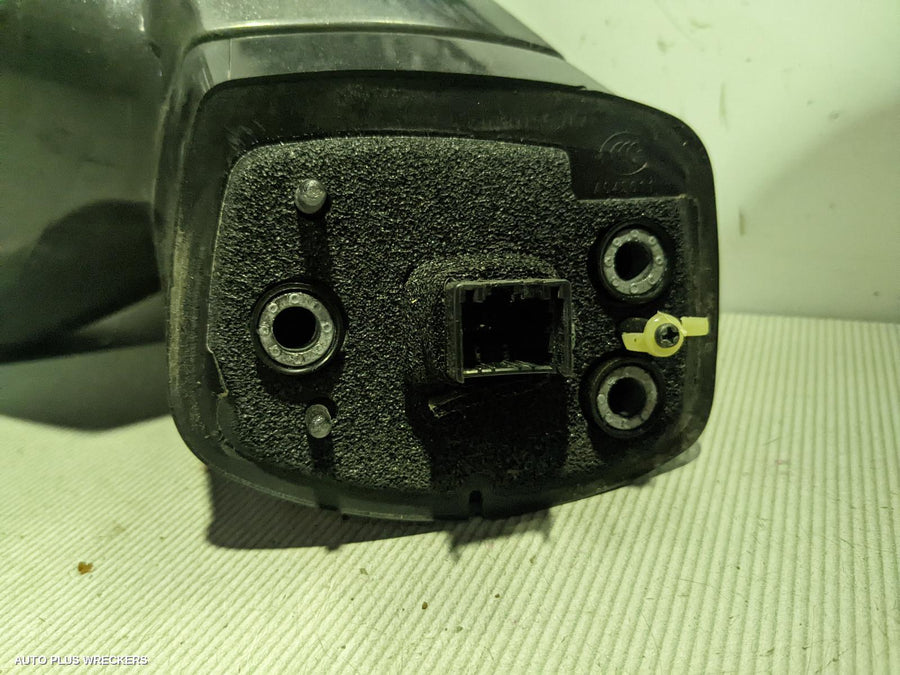 2010 Holden Captiva Left Door Mirror