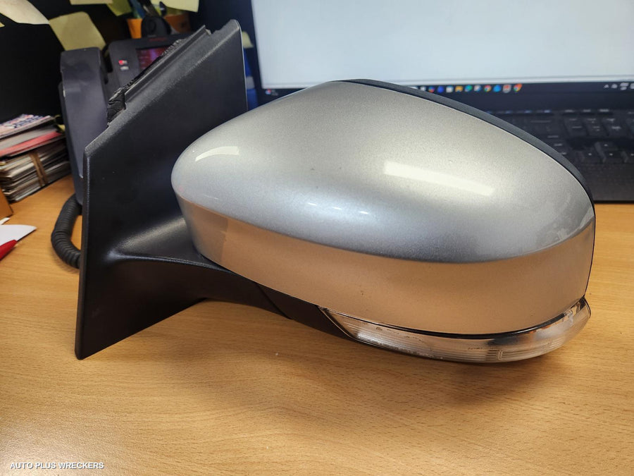 2015-2018 Ford Focus Left Door Mirror