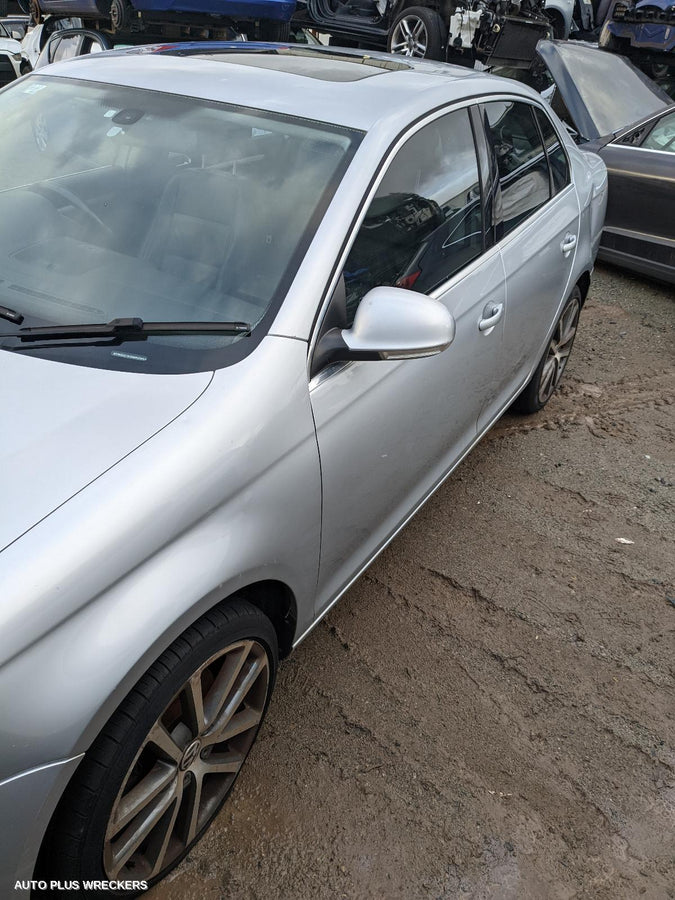 2006 Volkswagen Jetta Sunvisor