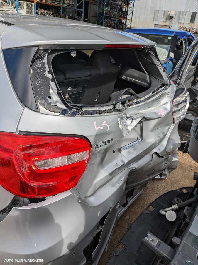 2014 Mercedes A Class Left Driveshaft