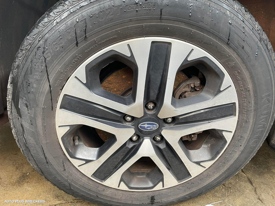 2019 Subaru Outback Door Handle