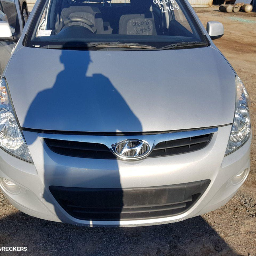 2012 Hyundai I20 Left Rear Door Sliding