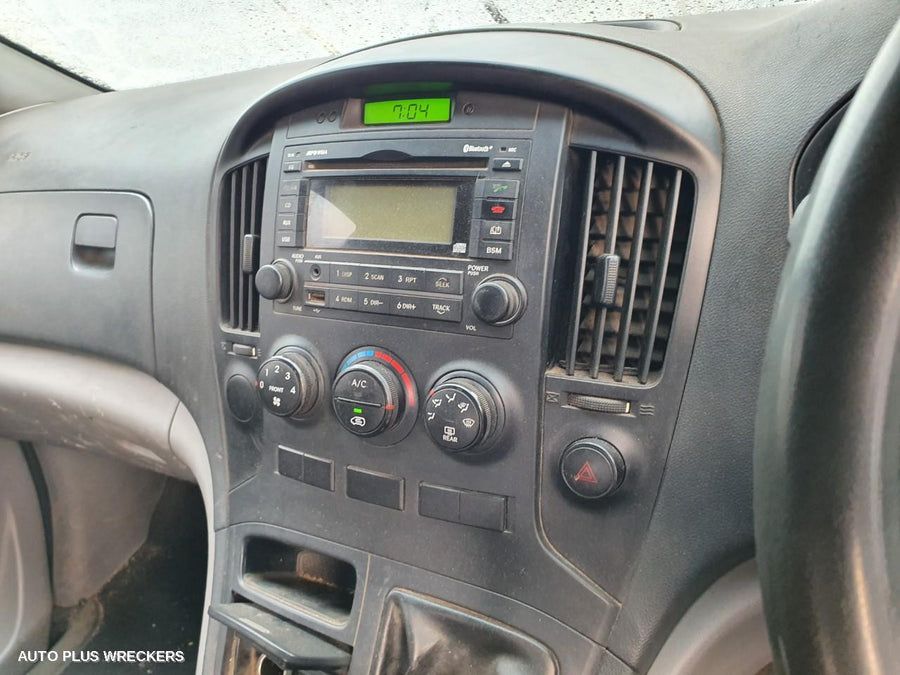 2010 Hyundai Iload/imax Bonnet