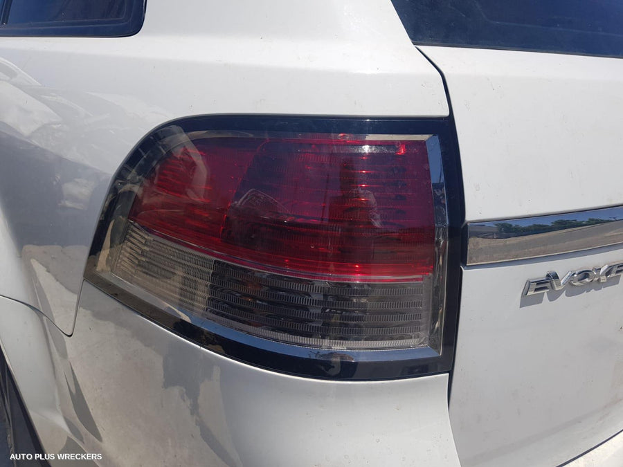 2014 Holden Commodore Right Rear Door Window