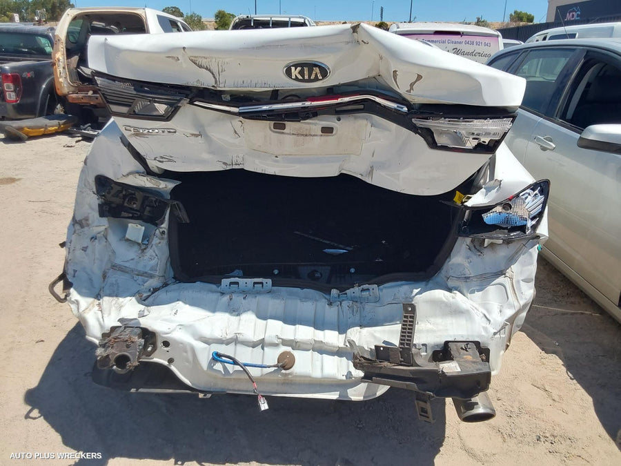 2018-2022 Kia Cerato Left Door Mirror