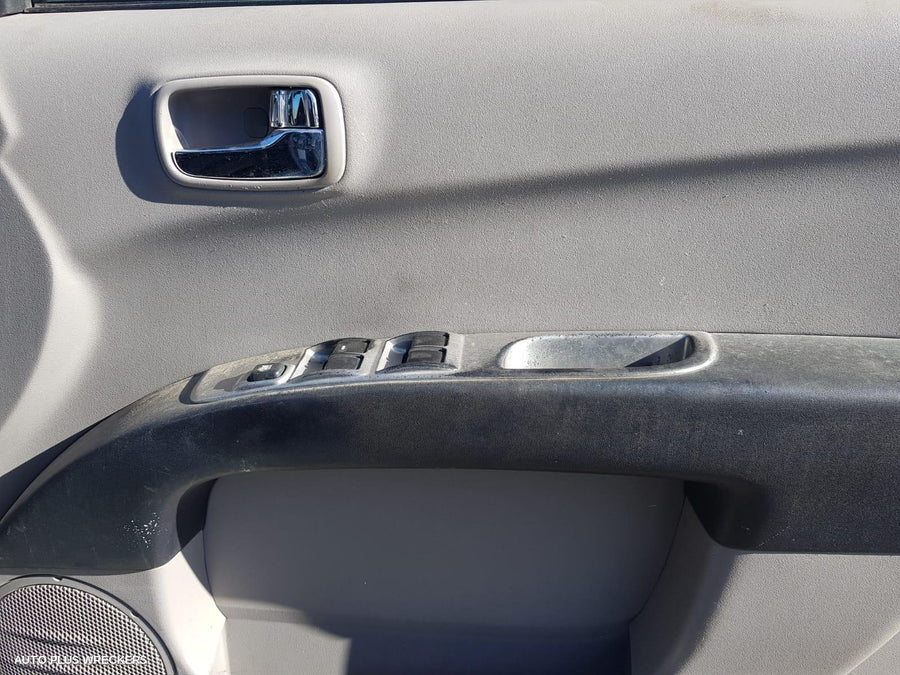 2006 Mitsubishi Triton Door Boot Gate Lock