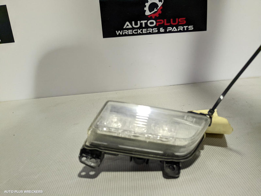 2016-2019 Suzuki Baleno Right Indicator Fog Side