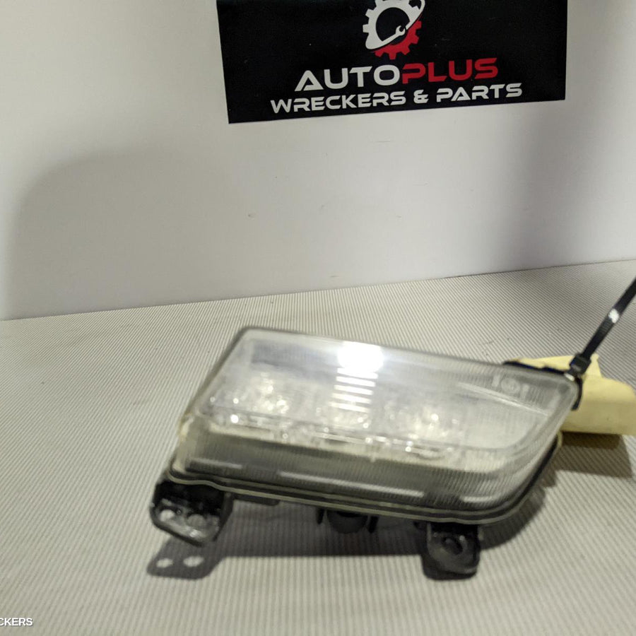 2016-2019 Suzuki Baleno Right Indicator Fog Side