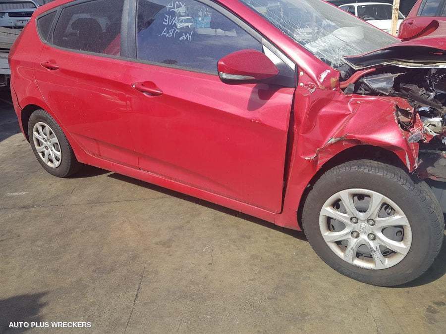 2013 Hyundai Accent Right Front Window Reg Motor