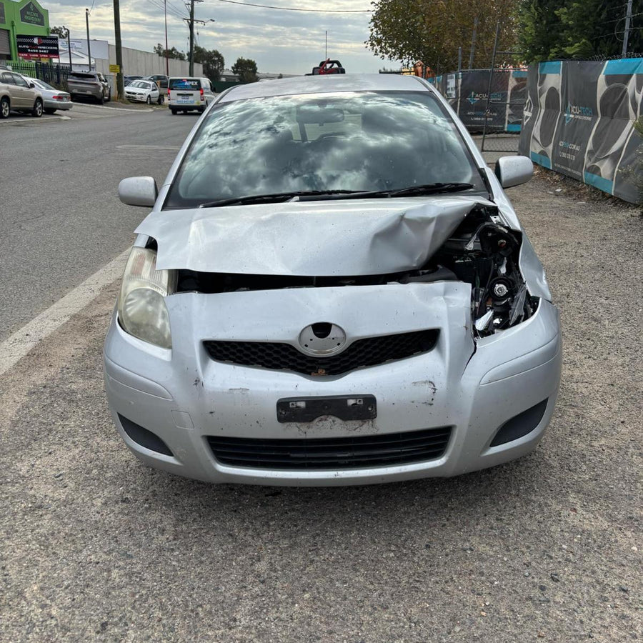 2009 Toyota Yaris Rear Bumper