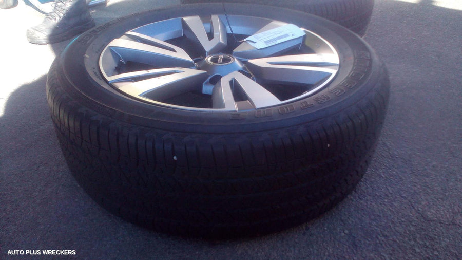 2023 Isuzu Mu-x Wheel Mag