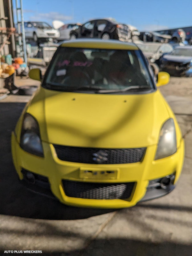 2010 Suzuki Swift Right Rear Door Window
