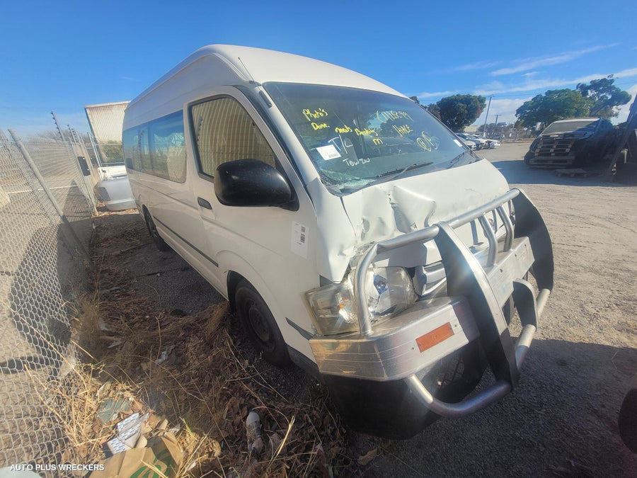 2011 Toyota Hiace Trans Gearbox