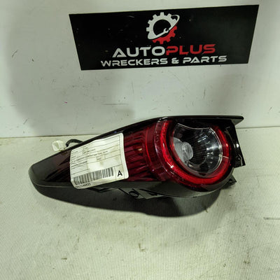 2019-2022 Mazda Cx30 Left Taillight