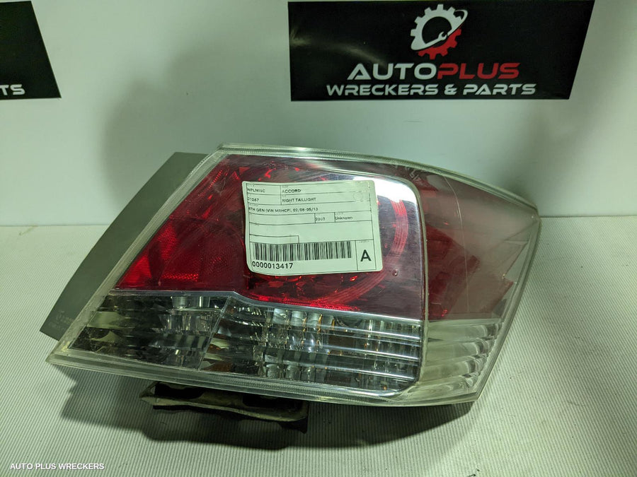 2008 Honda Accord Right Taillight