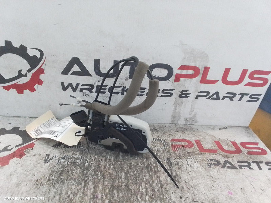 2007-2013 Nissan Xtrail Door Boot Gate Lock