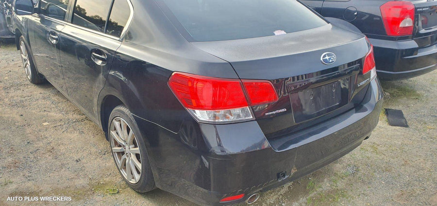 2010 SUBARU LIBERTY DOOR HANDLE