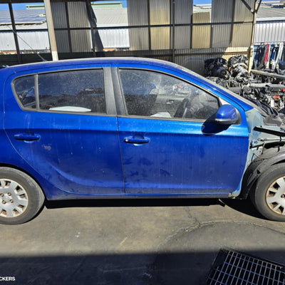 2015 Hyundai I20 Left Front Lower Control Arm