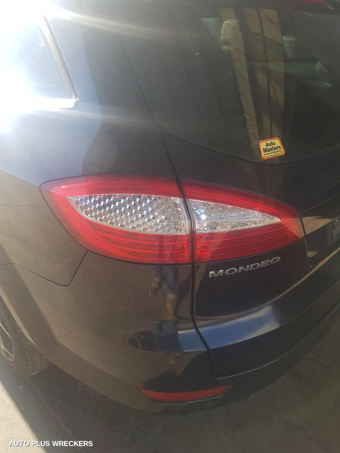 2009 FORD MONDEO LEFT REAR DOOR SLIDING