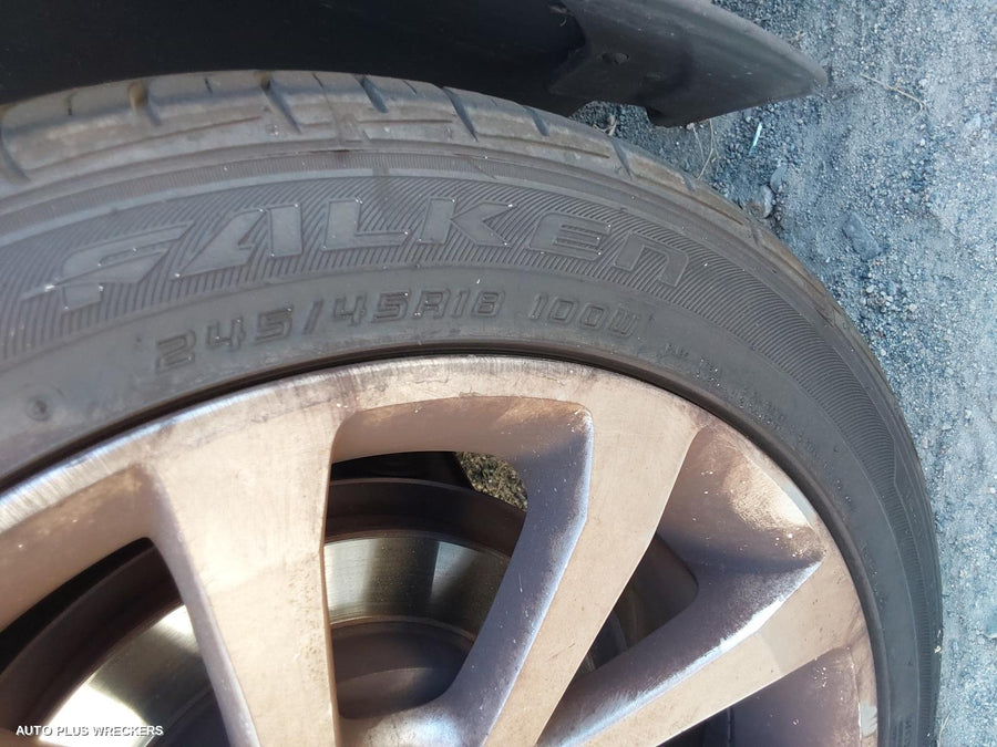 2012 Holden Commodore Left Rear Door Sliding